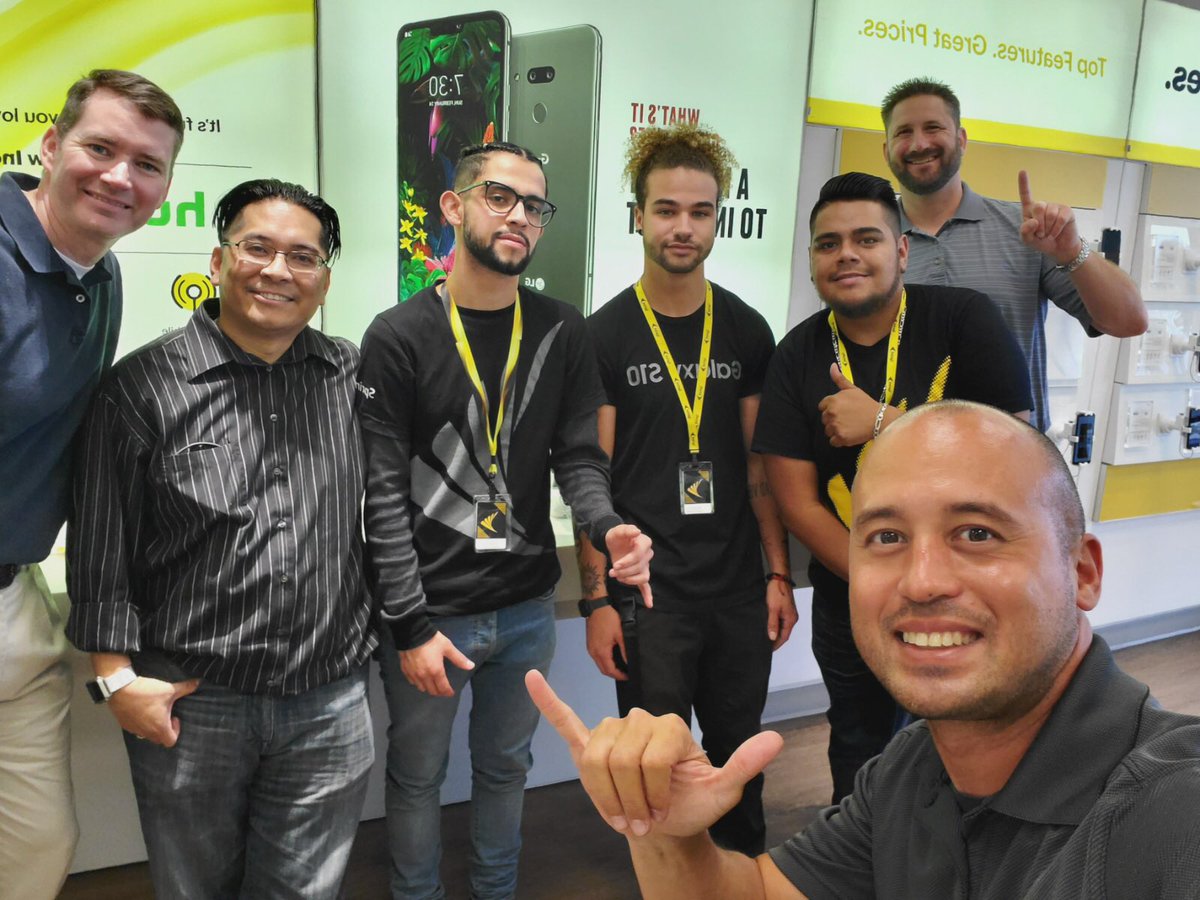 Sometimes the most ordinary things can be made #extraordinary simply by teaming up with the right people. #TeamworkMakesTheDreamWork  #GameOfSales 🤝 #Sprint by #ExpertsChoice #HuntingtonBeach