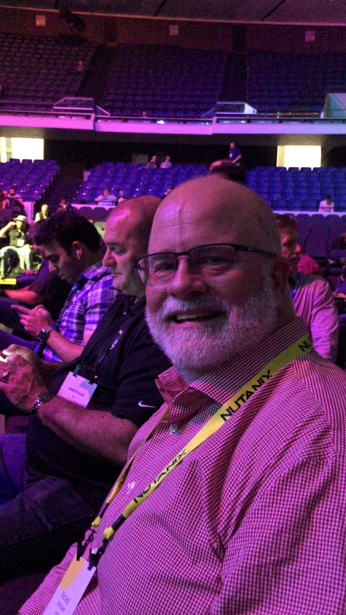 YonUbago's tweet photo. Is it Santa? No it’s @chetmerchant getting ready for the Nutanix keynote. #NEXTconf https://t.co/zaF7zDe5Fo