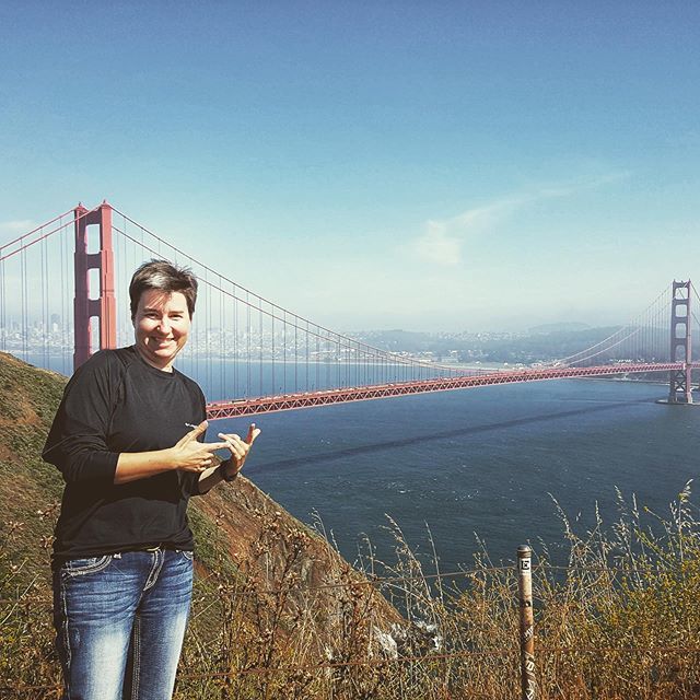zanymomintx's tweet photo. Such a cool spot for photos with the Golden Gate Bridge in San Francisco. *
*
*
#sanfranciscobridge #indeeph2o #mebeingme #zanymomintx #mytravelpics #wheretogonext #californiaadventures #explorecalifornia https://t.co/Fe4j1u7Did https://t.co/Hc308nlD1Q