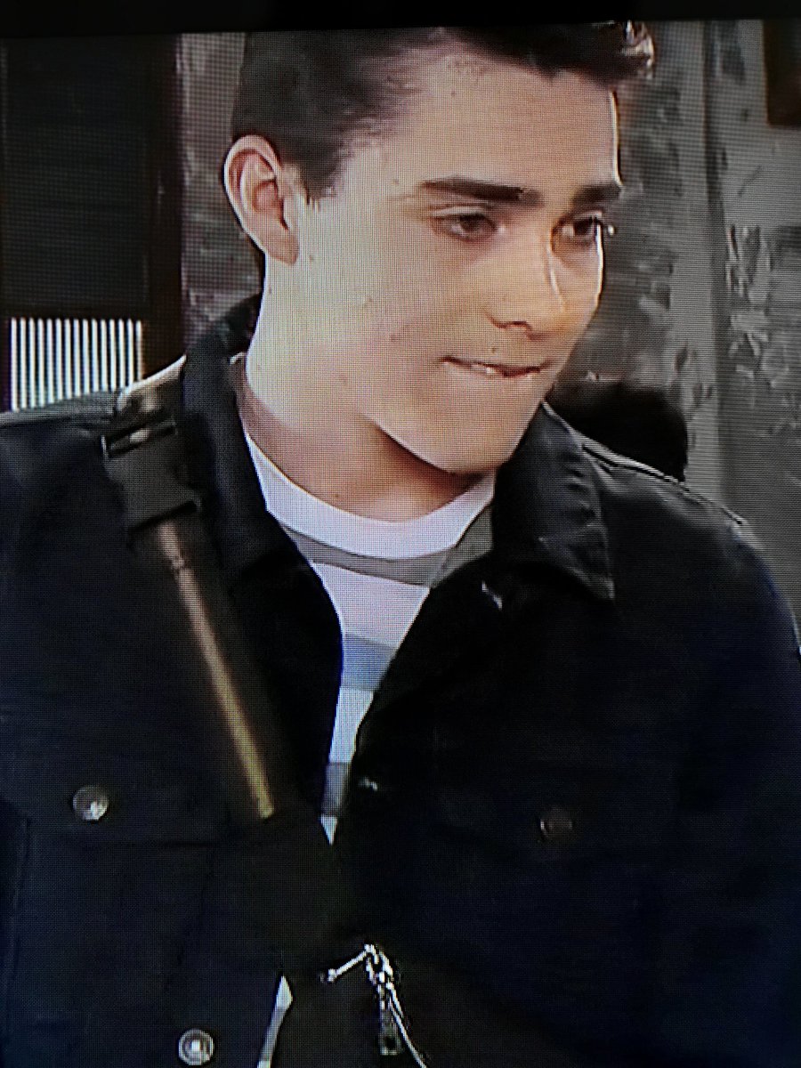 takethatliveuk's tweet photo. @_harryparkour This you in Coronation Street dude? https://t.co/QSeTvSATaS