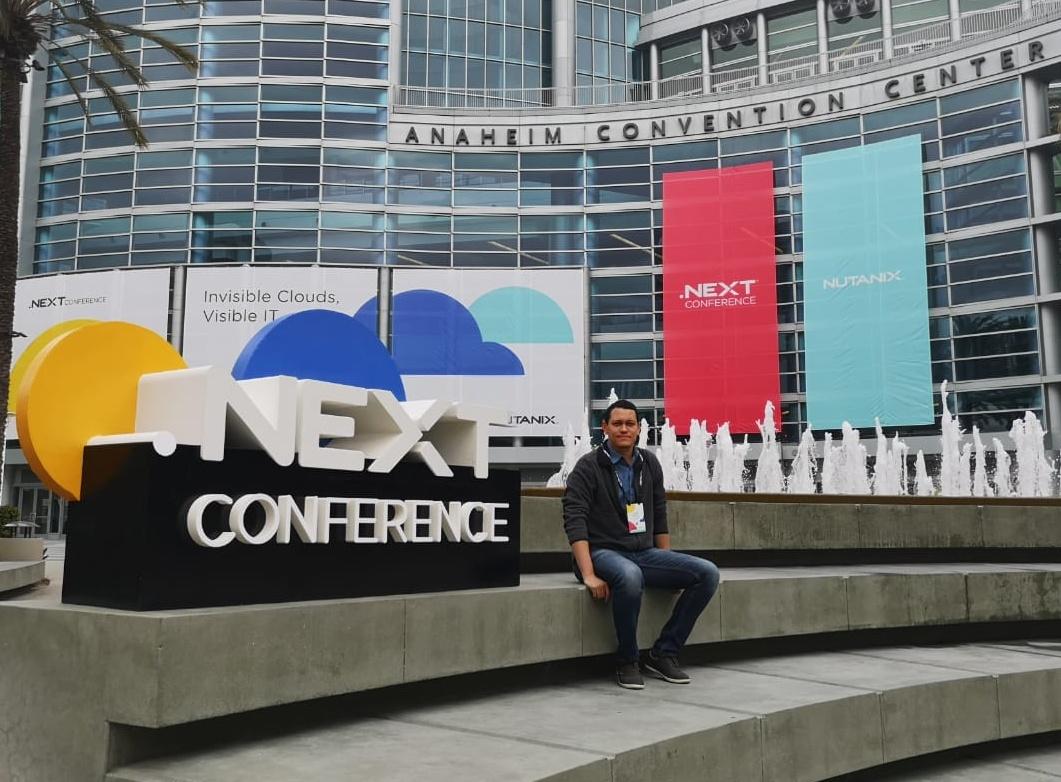 rsgeraldino's tweet photo. Taking the next steps. #NEXTConf https://t.co/Xjt1Aqv6Cc