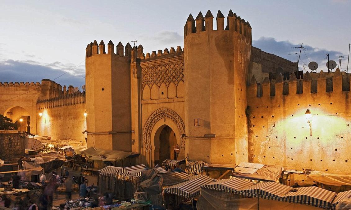 2. Daughter of a wealthy businessman, the family moved from Tunisia to Fez, Morocco during the rule of King Idriss II. When both her husband and father died, Fatima and her sister inherited a fortune. They chose to spend their inheritance on building educational institutions.