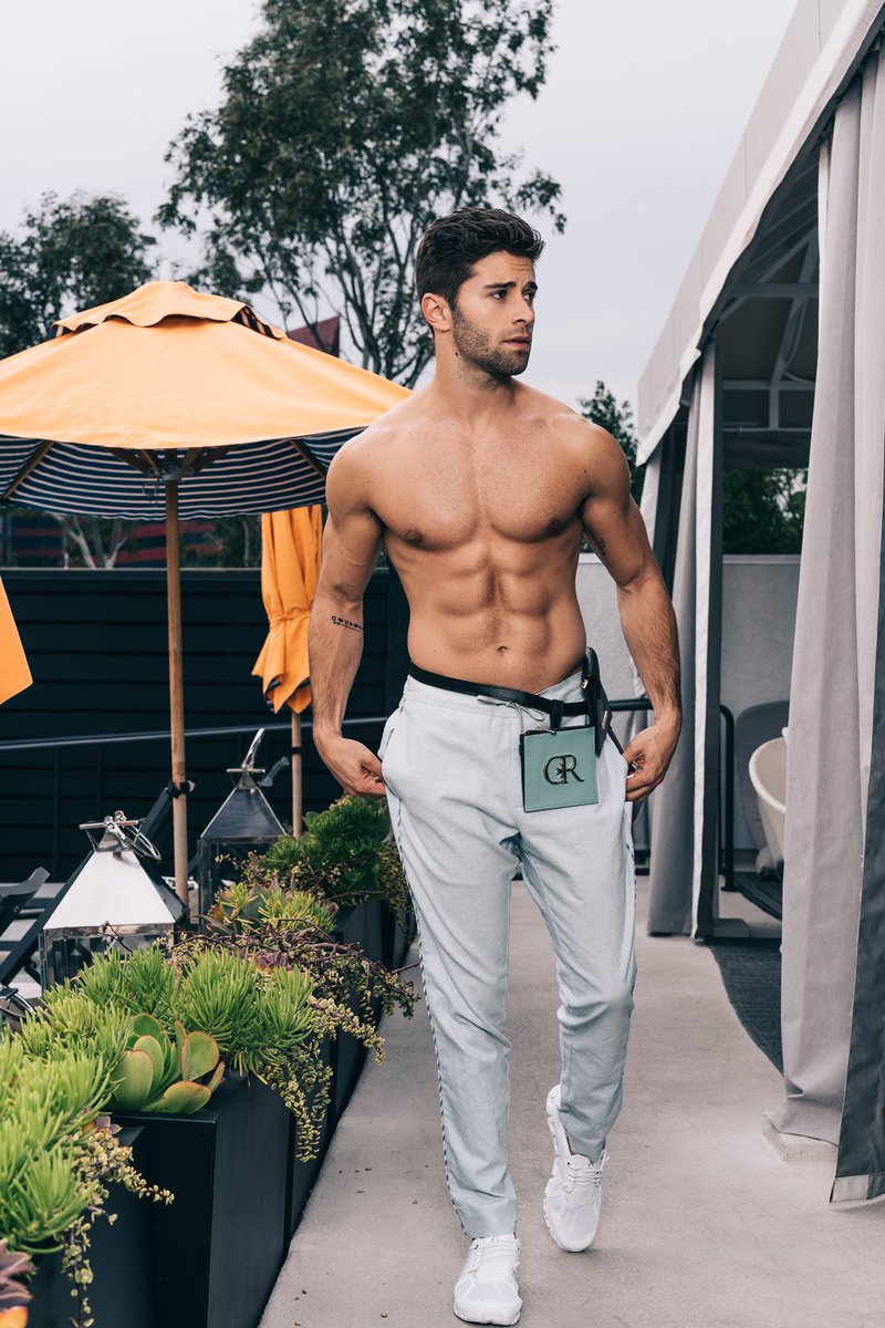 jakemiller's tweet photo. Cover of @spottedmagph 💛 https://t.co/iTeubz48aO