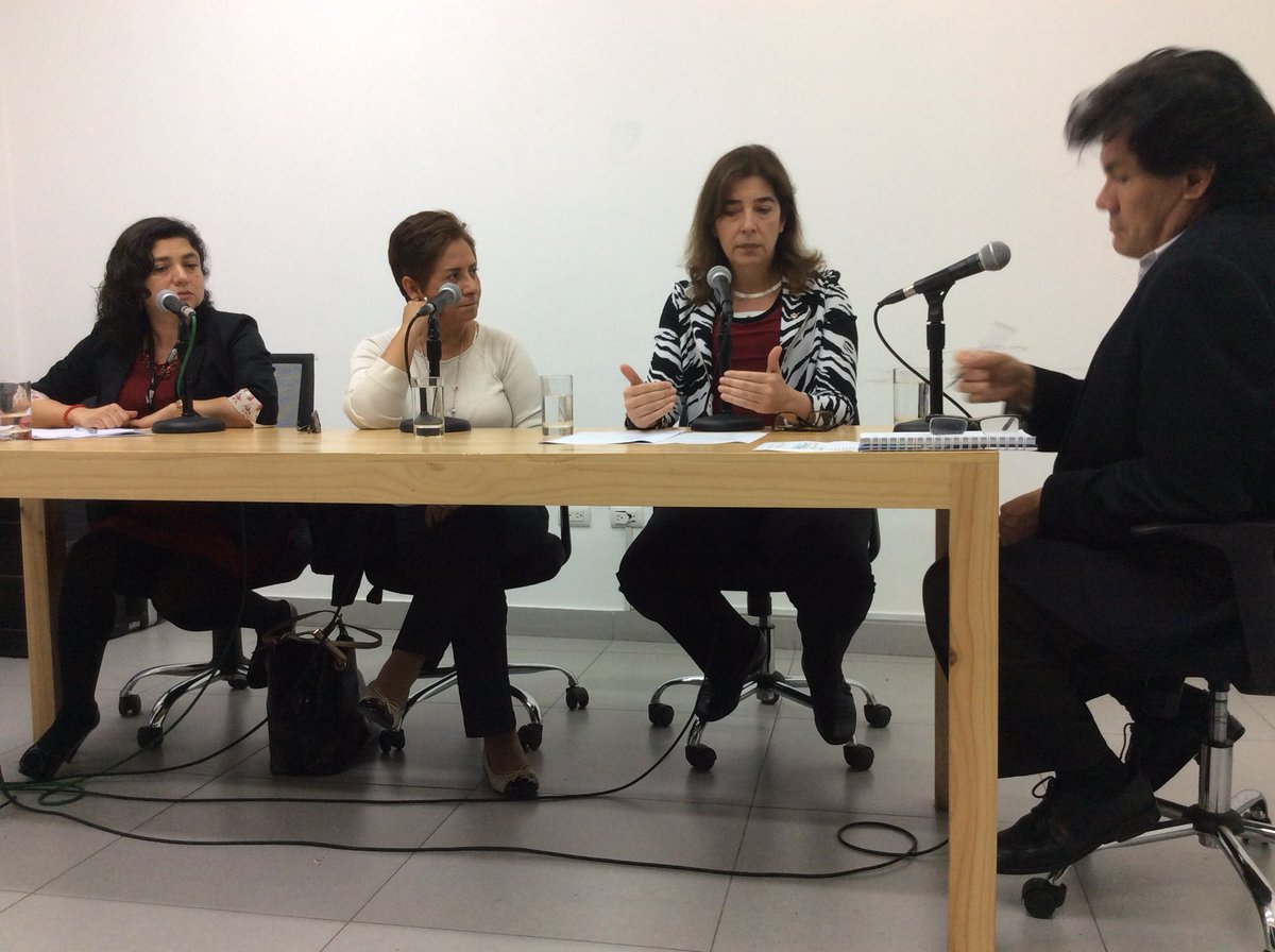 CanadaenPeru's tweet photo. “Canadá y Perú somos socios en temas de derechos humanos y este es un tema de derechos humanos” - Embajadora Gwyneth Kutz, en la #MesaDeGenero de @lamula #WD2019 https://t.co/JT4qYauRRk