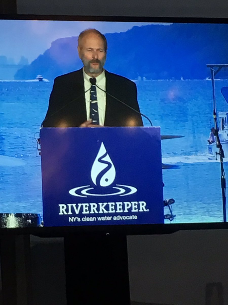 Beyond proud of  @PaceEnviroLaw and the @PaceEnvClinic at @pacelawschool which is being honored tonight by @riverkeeper for its decades of work protecting the Hudson River and training the next generation of environmental activists and lawyers. @kcoplan @czarnezki @ProfKTQ