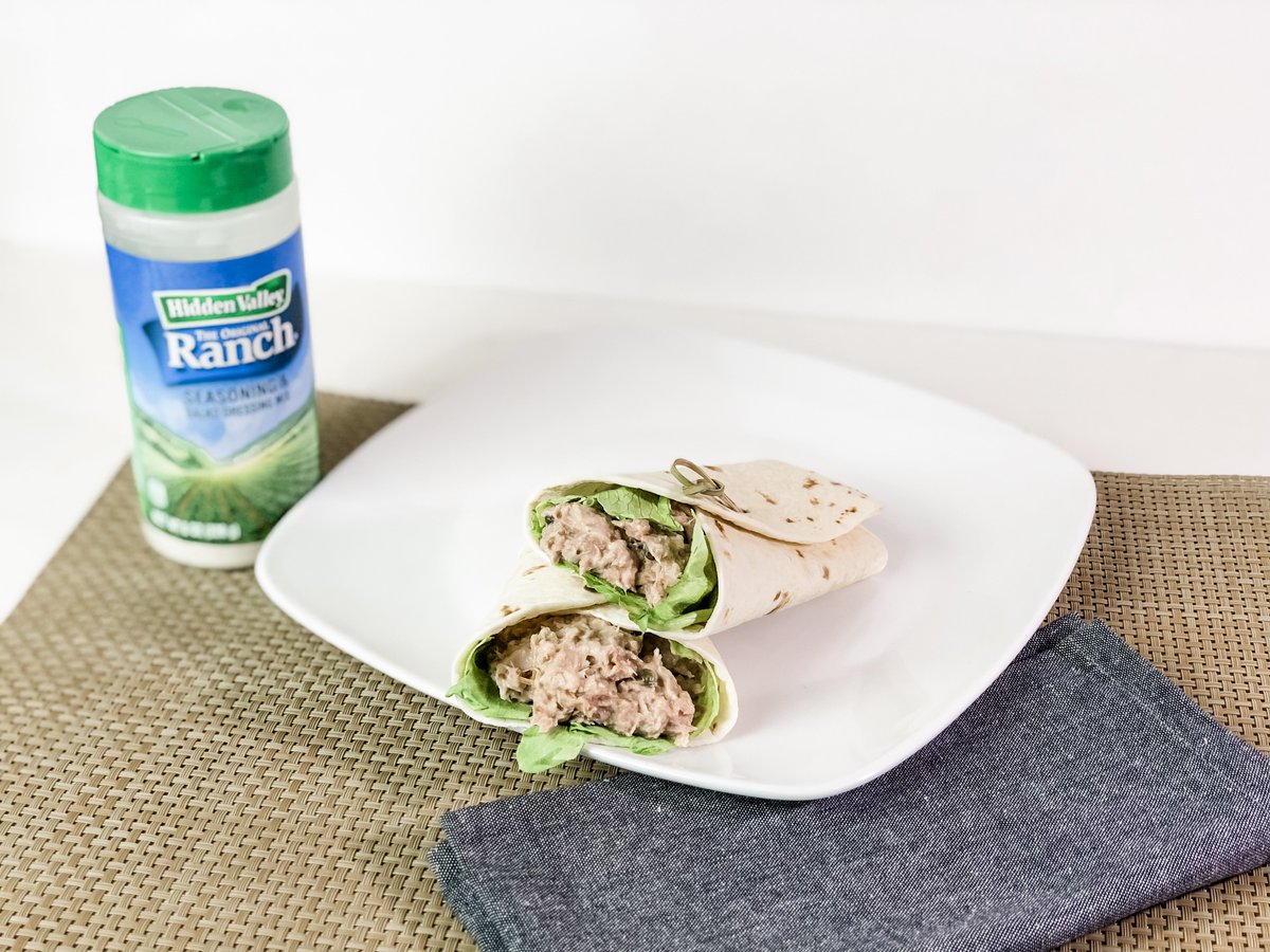 whiskynsunshine's tweet photo. Looking for an easy weeknight meal? Check out these Tuna Salad Wraps with @HVRanch #HVRLove #ad https://t.co/7sDt25nNwC  https://t.co/jQIjIblqwQ https://t.co/5j8dyYo7Wz