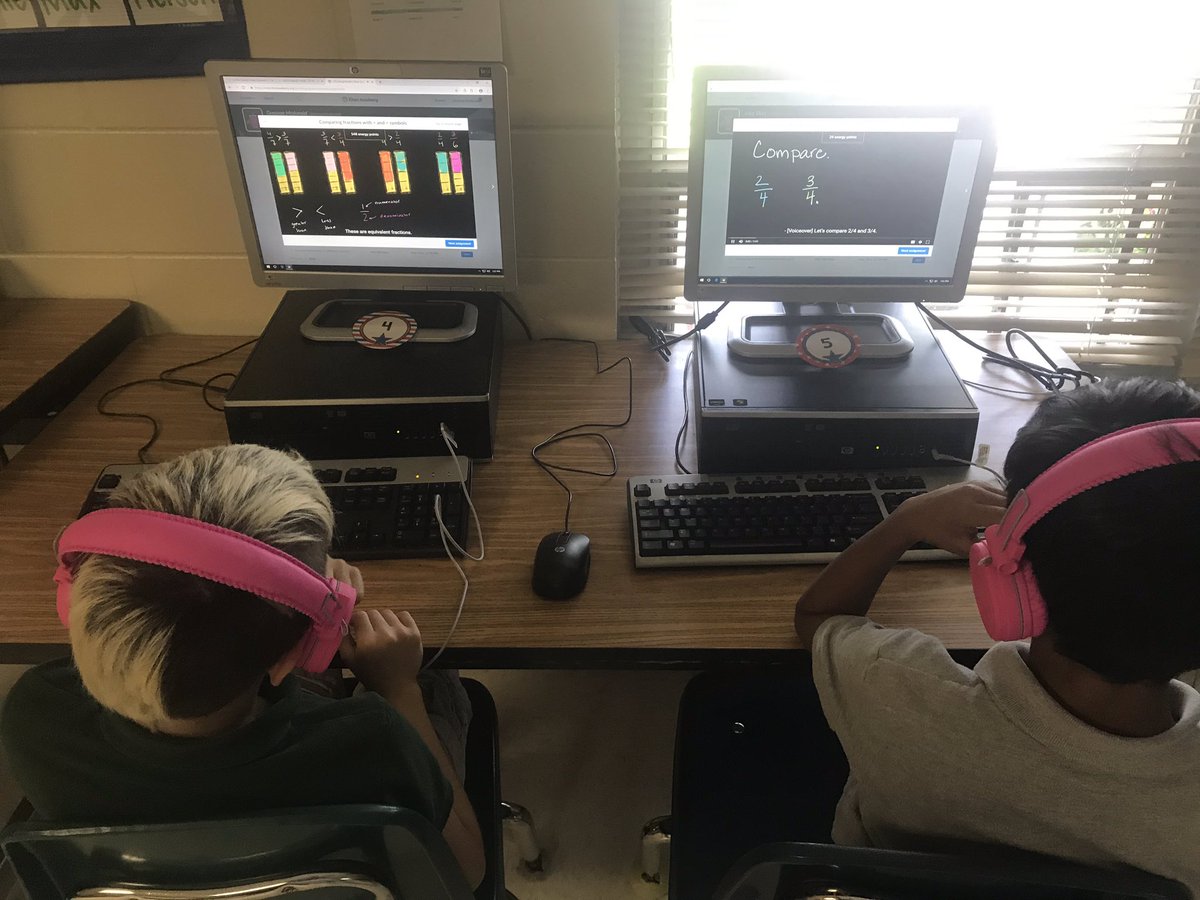 CoachBrecht's tweet photo. Enjoying some math workshop on comparing fractions! @CESCorkyBear @khanacademy #mathwirkshop #fractionwar https://t.co/LVnC74AFlF