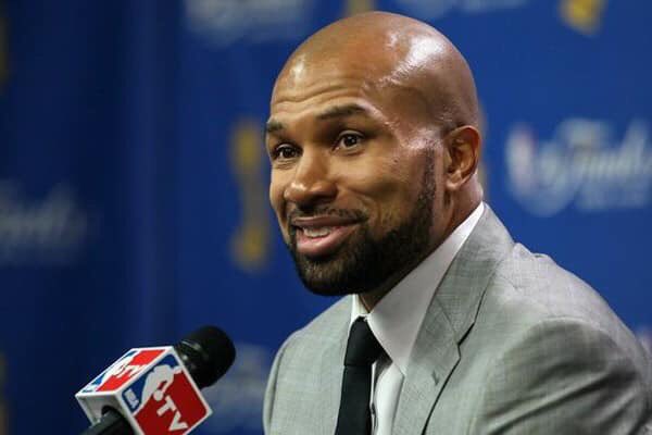 FakeSportsCentr's tweet photo. Ayesha Curry: I just wish I could get attention from other men like Steph does with other women. 

Derek Fisher: https://t.co/RfGETTp9e3