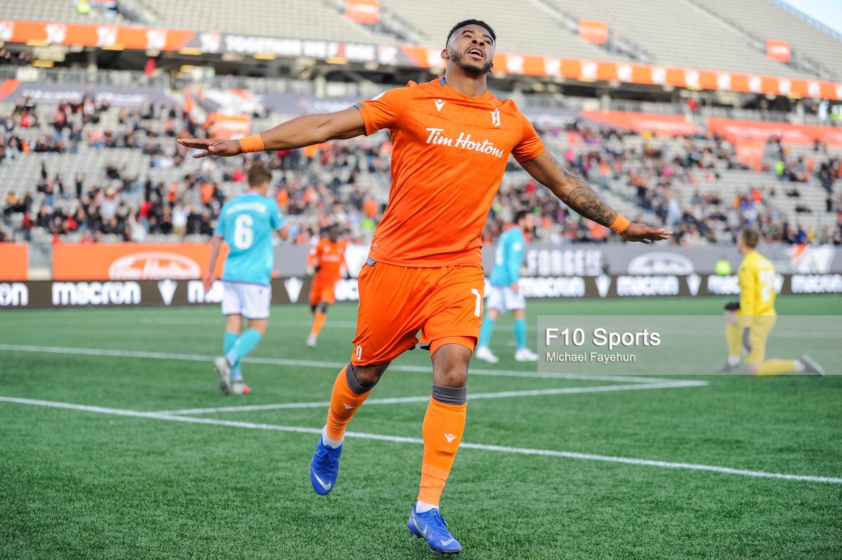 f10sports's tweet photo. And few minutes later it's 2-0. Emery Welshman celebrates scoring the second goal as Forge FC defeat Pacific FC 3-0.
#f10sports #canpl #cpl #cplsoccer #pacificfc #EmeryWelshman #forgefc #history #athlete #soccergame #hamilton #timhortonsstadium #sportsphotography https://t.co/v4oxRFsJOL
