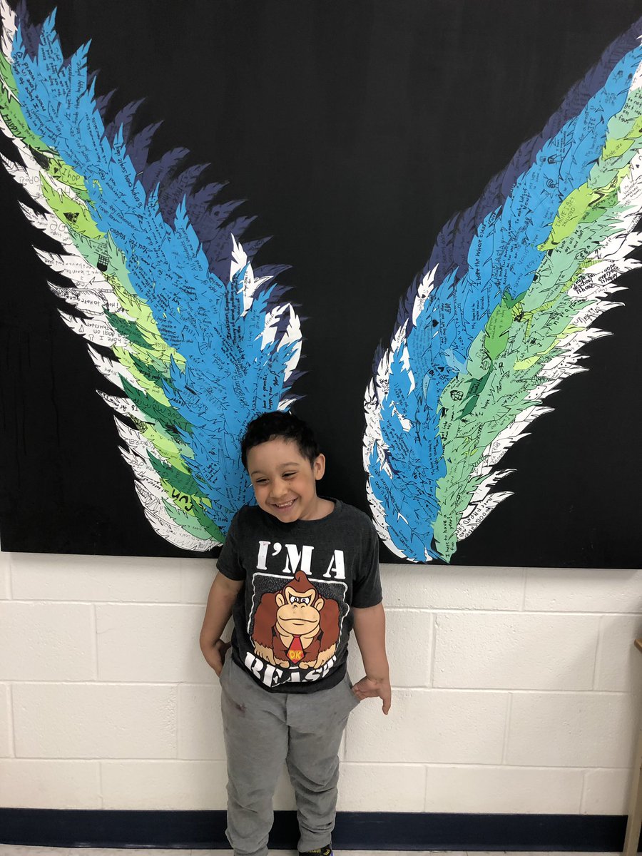 This is a beautiful example of an opportunity for Ss <a href="/hillsideTwolves/">Hillside PS</a> to develop a sense of belonging. This piece by <a href="/DebbieAxiak/">Debbie Axiak</a> in collaboration with staff and students is showcased in our office entrance 🙌🏽#hillsideinspires #mentallyhealthyclassrooms