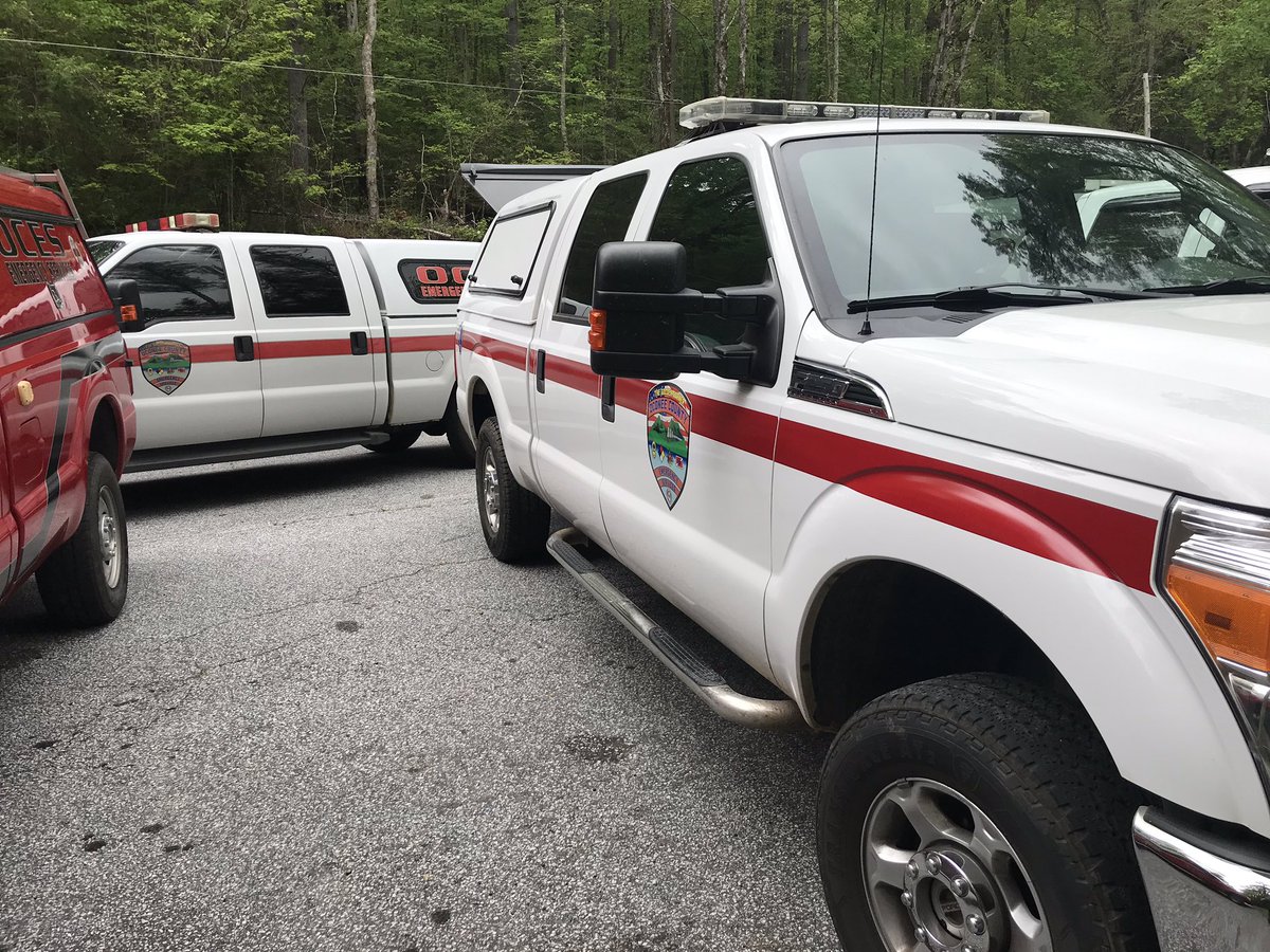 Oconeefire's tweet photo. Thank you to everyone who supported the search mission yesterday and today. More than eighty personnel from seven counties in SC and NC worked together to provide a good outcome for a visiting family. We appreciate everyone involved and the relationship of our partner agencies. https://t.co/oPqN0m5zY6