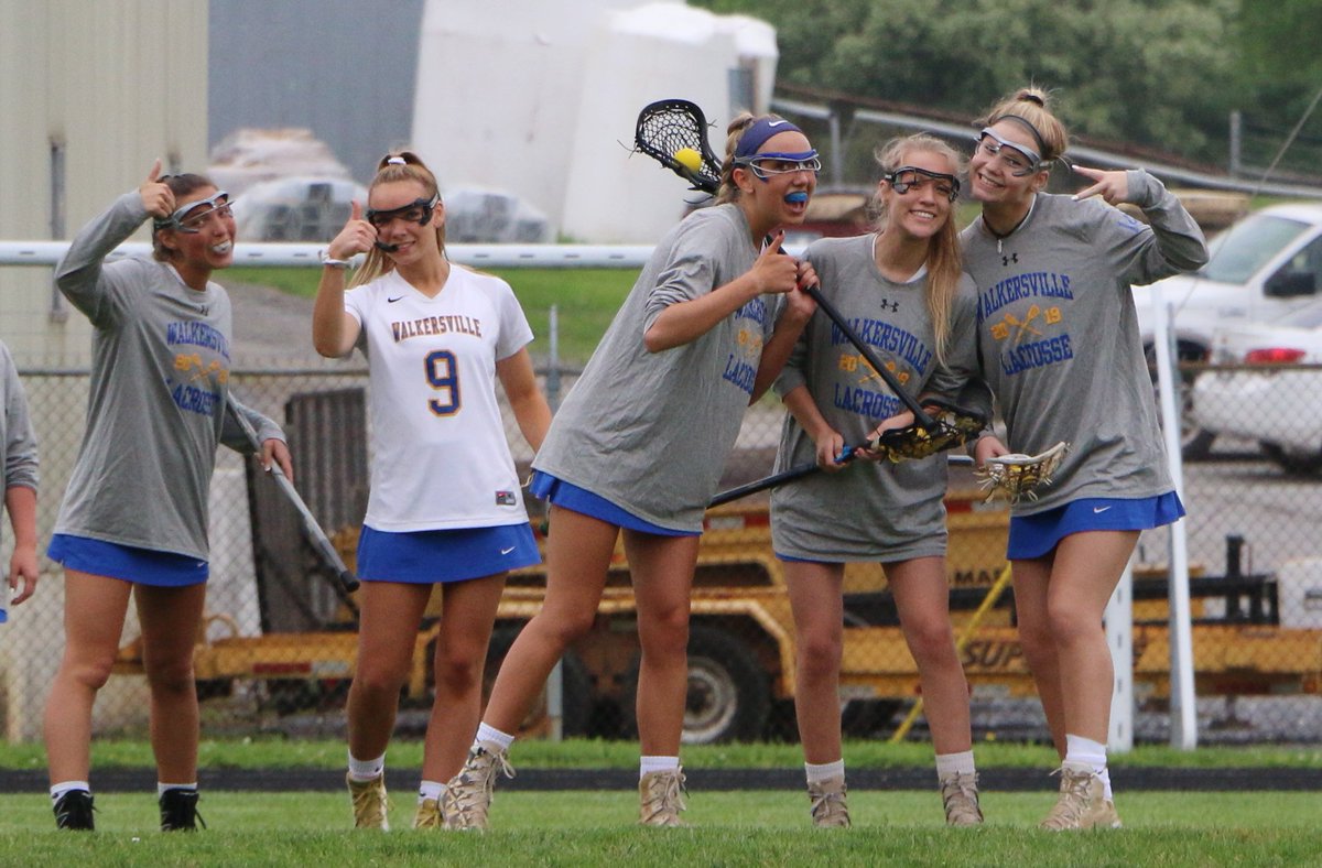 BoostersWHS's tweet photo. @GLax_WHS @maggiemolnar @maddieholleyy @jordynnmillerr_ @wells_janey @pope_kenzie @sarah_guyton @RylieLeadore @lwells33 @11brookehanson @shelby__ott @avery_kops Looking good tonight, Lady Lions! https://t.co/EiqTH5uygi