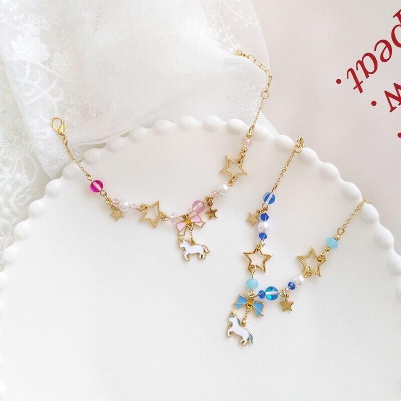 mastorywmn's tweet photo. type — สร้อยข้อมือเจ้ายูนิคอร์น♡
tag 🏷  : ( 100 bath ) /  kplus n wallet ( + 5 )
status : พร้อมส่ง 
📦 reg  20 /  ems 40 #ร้านกุ๊กกิ๊กของก��เอี๊ยะ https://t.co/MxZtpCX8ln