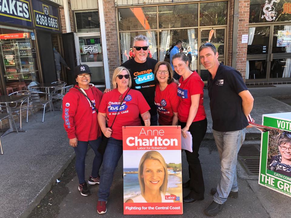 unionsnsw's tweet photo. Big effort from our activists and union members in the seat of Robertson. Campaigning from the crack of dawn to help #changetherules and #changethegovernment 💪💥 https://t.co/LQRKEye1Rm