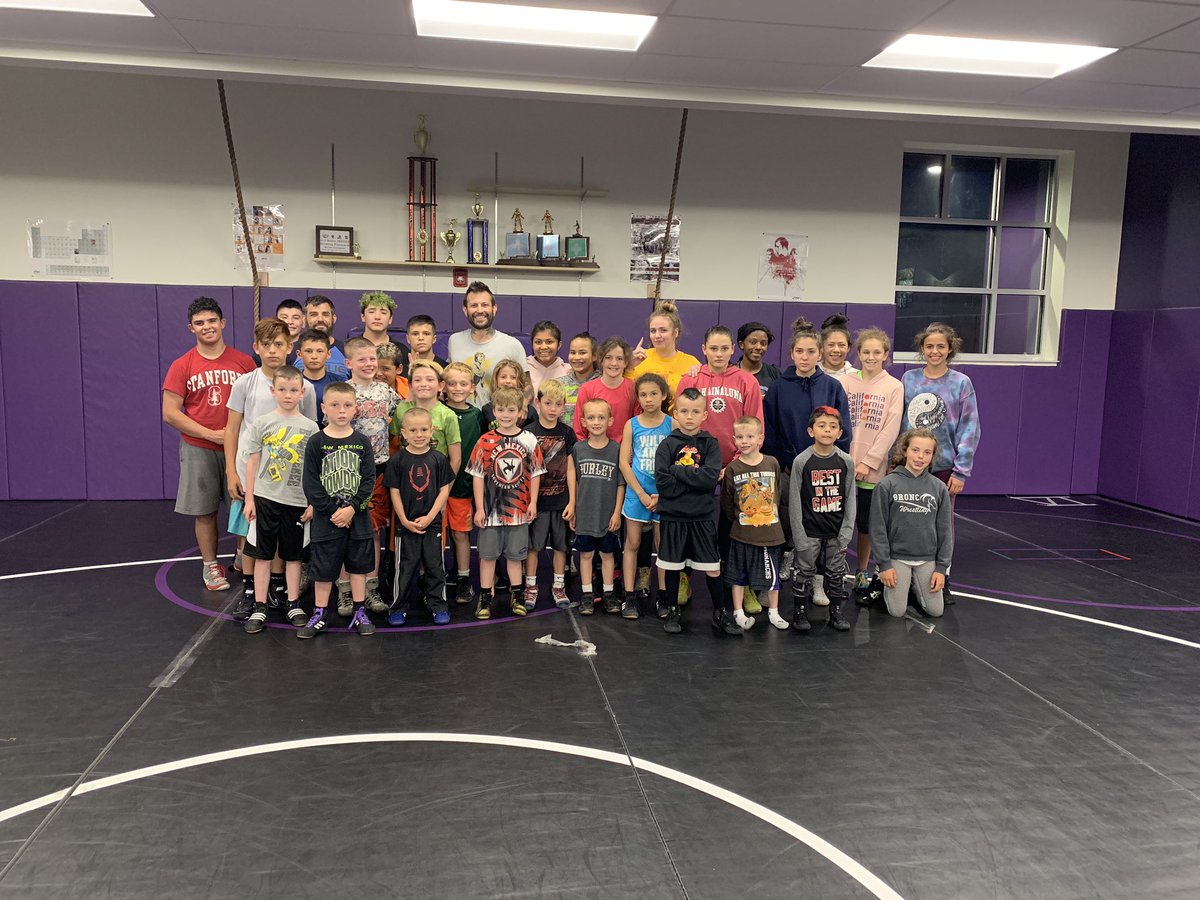 nmwolfpackwc's tweet image. Shout out to Jeff Estrada for coming through New Mexico and giving us a little bit of your knowledge! The kids loved it and had a great time!!! #NMWrestling #SonsOfThunder #DaughtersOfZion #Grinding #SpringAndSummerWrestling #Freestyle #Greco #NMWolfPack #Monarchs #Jaguars