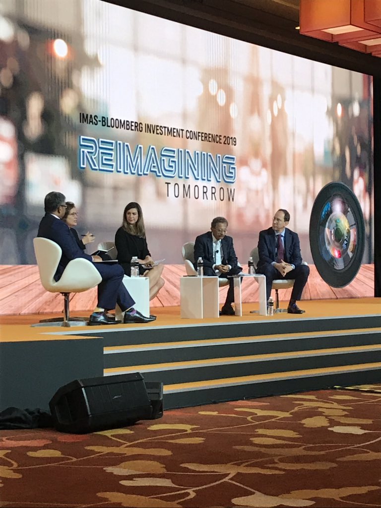 IMAS_SGP's tweet photo. The motion in our debate is, "ESG has taken the world by storm and is now accepted as a serious investment trend and not a passing fad. Asia is poised to lead this sustainable revolution and leapfrog the world in ESG investing by 2025." #IMASBloomberg2019 #ReimaginingTomorrow https://t.co/Z9kRW7IxN5