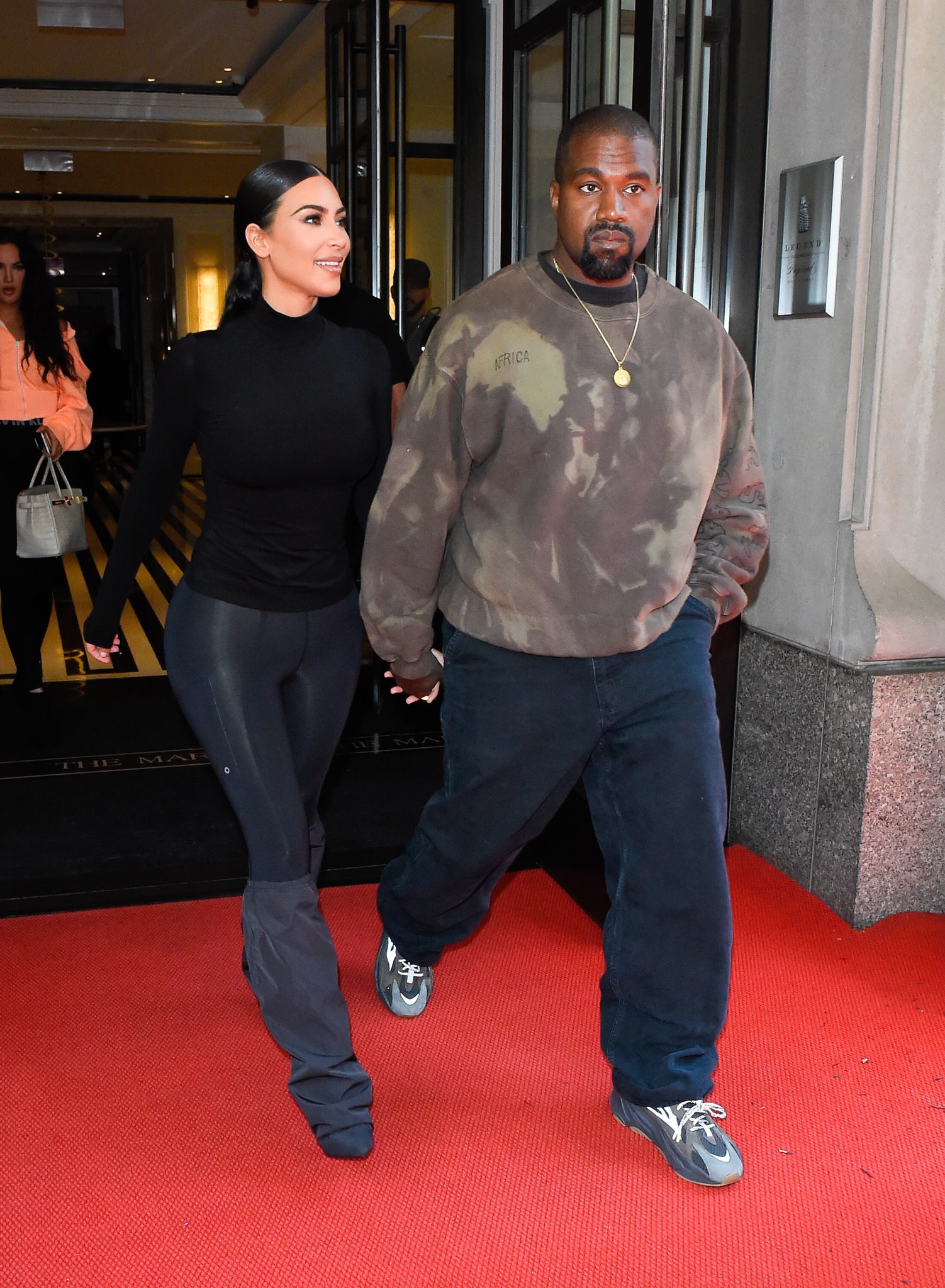 baggy pants with yeezys