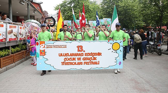 Eskişehir'deki çocuk festivaline rekor katılım...

bit.ly/2VdKTn6

<a href="/Y_Buyukersen/">Yılmaz Büyükerşen</a> <a href="/eskisehirbb/">Eskişehir Büyükşehir Belediyesi</a> <a href="/CHPYerel/">CHP Yerel Yönetimler</a>