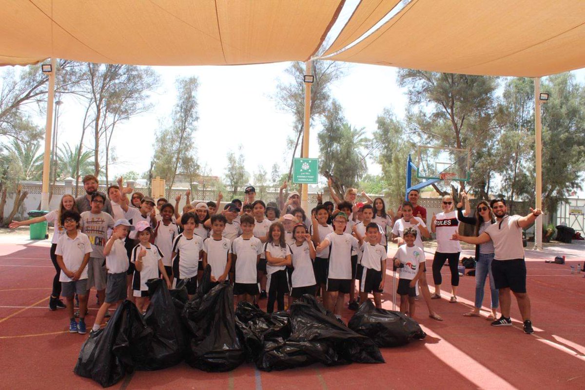 DisSharjah's tweet photo. "Go Green - Beach Clean Up in Sharjah"
@dssharjah.org. 
#GoGreen https://t.co/ZvrifmwSfV