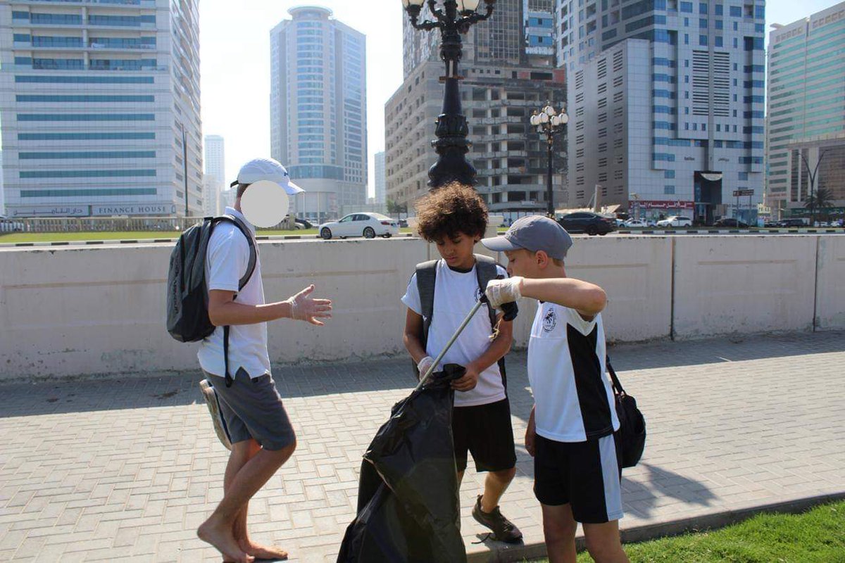 DisSharjah's tweet photo. "Go Green - Beach Clean Up in Sharjah"
@dssharjah.org. 
#GoGreen https://t.co/ZvrifmwSfV