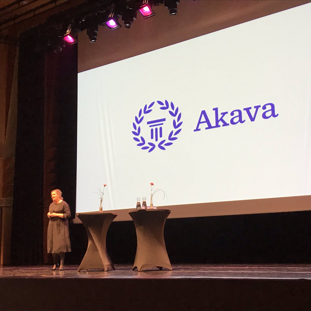 antell_paula's tweet photo. .@akaopiskelijat pj @mariajjokinen puheenvuorossaan #amkpaivat Kuopiossa: tärkein asia, jota Suomi nyt tarvitsee, on osaaminen. #YlpeästiAMK #vaikutu #SavoniaAMK https://t.co/n1I1vYiLSM