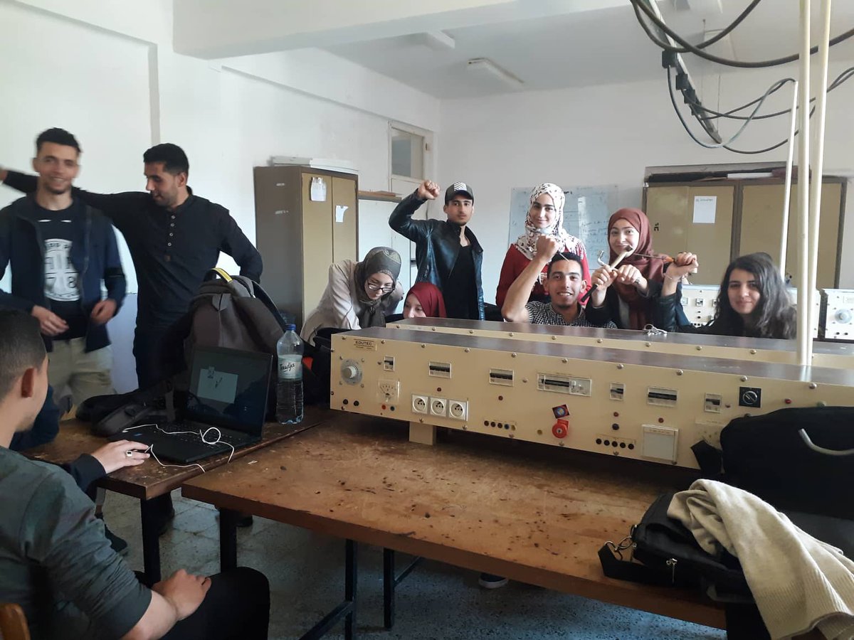 EVATech3's tweet image. "The science is a way of thinking"
Scéance pratique au labo avec la mif
un grand merci pour l'université de béjaia Targua Ouzamour pour le laboratoire et la collaboration
#univbejaia,#injazdz,#beliveininjaz,#injaz_Eldjazair,#innovation,#recherche,#happytime,#winners