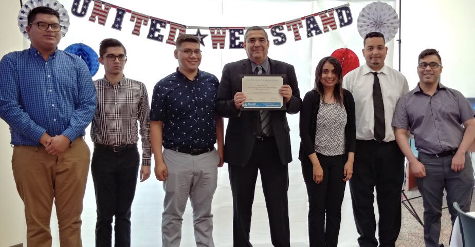 mgasca_CI's tweet image. A glimpse into our fabulous #TransitionTeamSISD Employer Luncheon #TeamSISD  proudly leads by example when opening up their ❤️ &amp;amp; doors to our students by hiring &amp;amp; recognizing what they CAN DO! TY! #EndlessOpportunities #ShiftingTheParadigm #WeSupportSISD #WinWinForEveryone