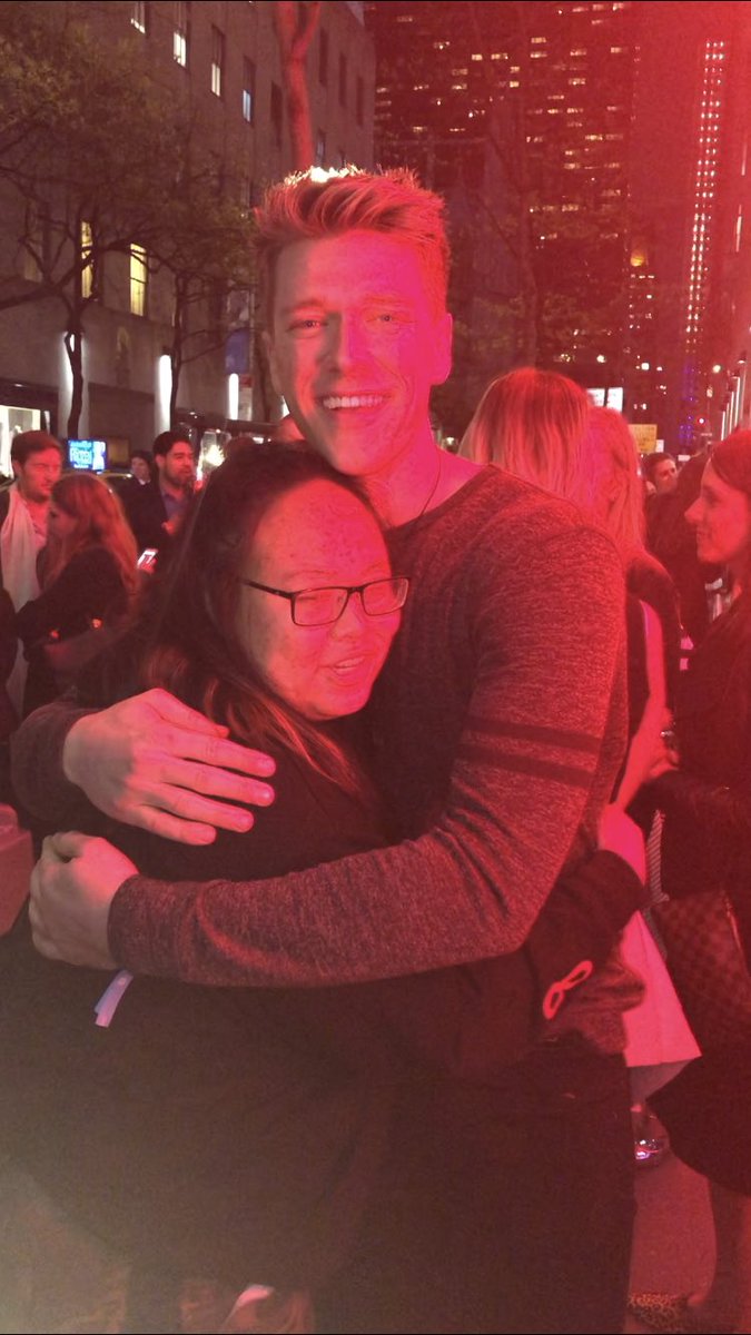 splatgurl227's tweet image. Happy birthday @CollinsKey  u already know this keyper loves u #keyper