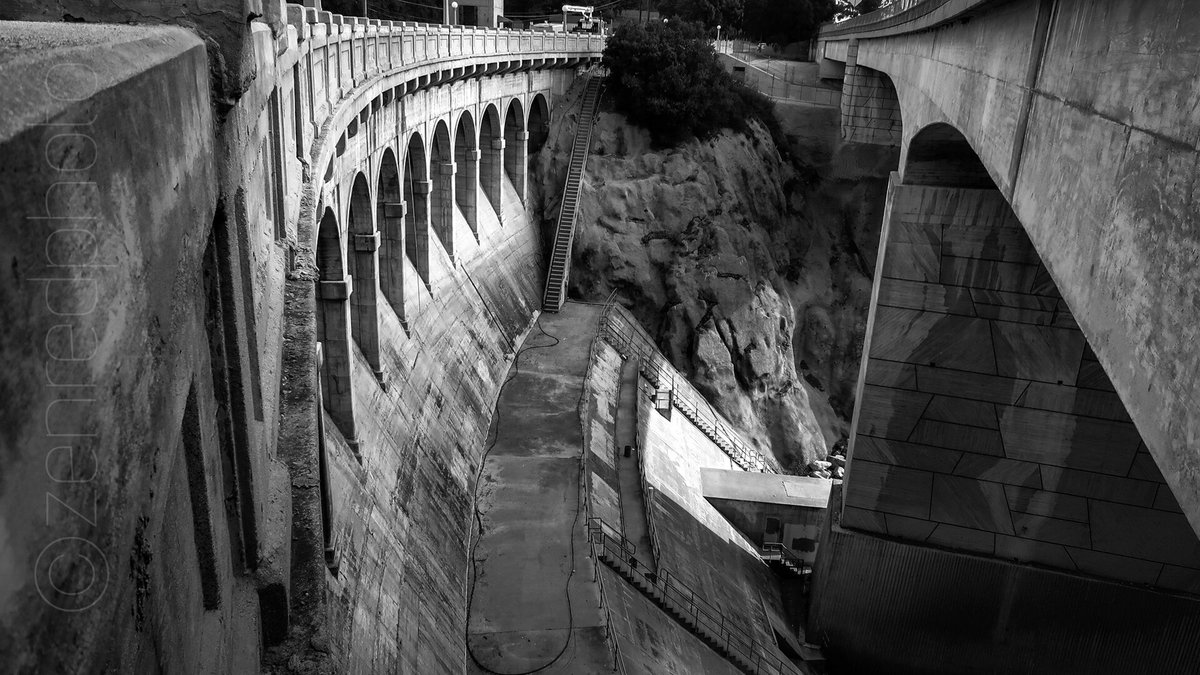 zenredphoto's tweet photo. @DayflashApp @CanonEspana @CanonAustralia @CanonCanada @CanonUSAimaging @dennis78382 @david_miesbauer @ExploreWithSeth #canon #monochrome #blackandwhite #canong7xmarkii #devilsgatedam #hike #pasadena #nopeople #humanmade #concrete #dam #crazyname #photoshoot #photosforme https://t.co/LFV0WWpyyx
