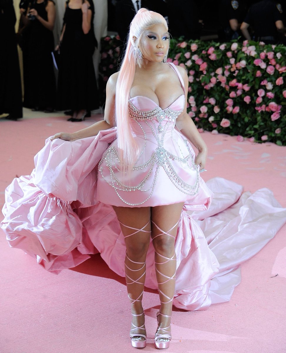 MinajSociety's tweet photo. Nicki Minaj looking incredible at the 2019 #METGala. https://t.co/wYUBHrsuW7
