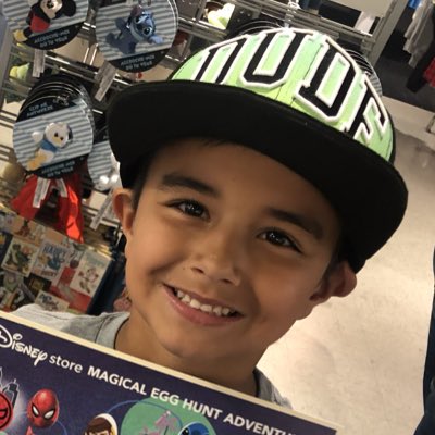 li11yankee's tweet photo. #NewProfilePic @DudePerfect #dudeperfectmerch 🐼 https://t.co/9DjBT2minL