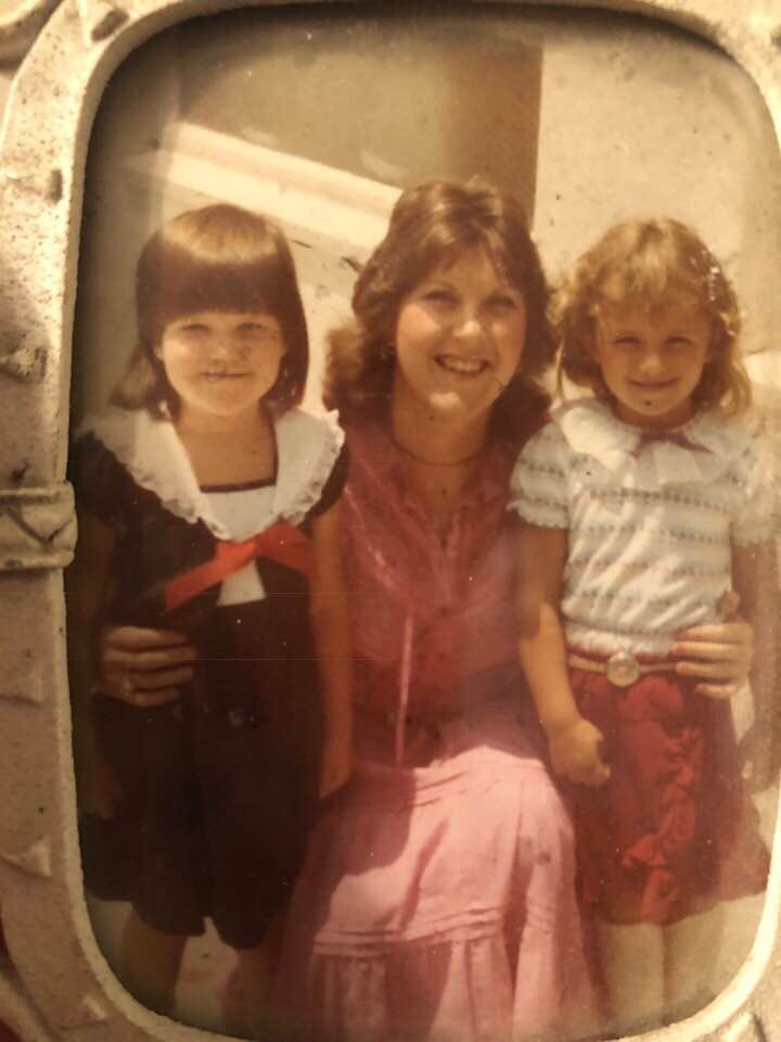 Happy Day of the Teacher to all you amazing educators out there! Huge shout out to my Grandma, a teacher over 90 years ago, and my Kinder teacher-it was in her room where I chose my profession. ❤️🍎❤️