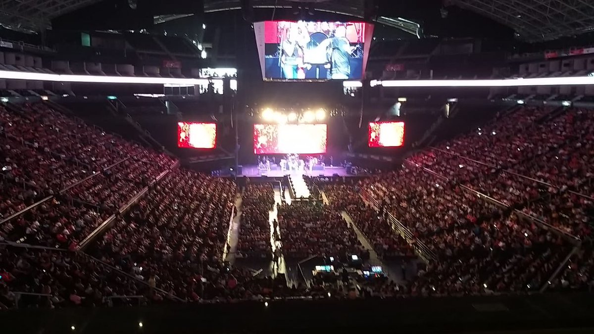 raulrazo's tweet photo. #ATodaMadre gracias a todos por hoy estar con nosotros en la @ArenaMtyOficial @salomonrobles @grupolaleyenda #ArnulfoJr @AlexFdezMusica @losplebeyosmx @LosTigrillos1 @_elkambio @buyuchek @piniramones @JerryTrakaTraka @imeldaescobar @ruby957 #Joako @RODAZ1029 https://t.co/8jr8ogZF9Y
