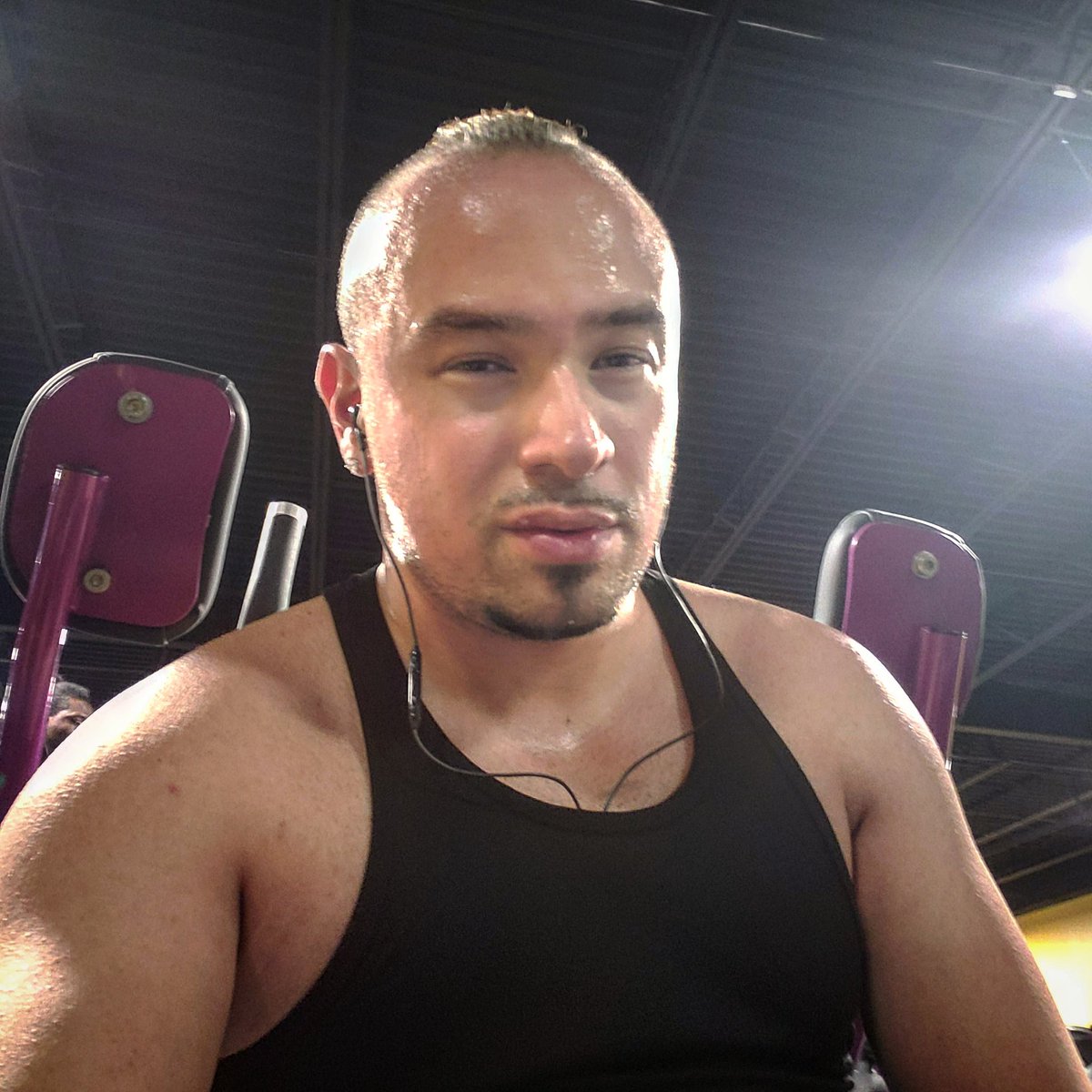 adriandiamond69's tweet photo. WORKOUT WAS AMAZING GOOD...BODY IN PROGRESS TO BE FIT!!!
#stringertanktop #planetfitness #sweaty #fitlife #fitnesslife #fitnessmale #gayfit #gayfitness #gaysingle #harderbetterfasterstronger #gaymen #gayshirt #gaymuscle #papichulo #papi https://t.co/30CtROXh80