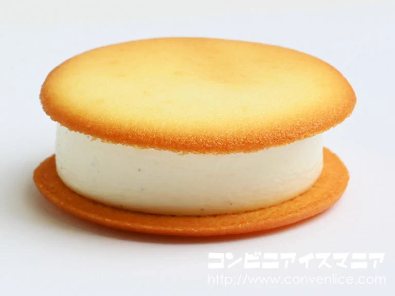 新作！セブンのアイスクリーム。ヨックモックと共同開発のしっとりラングドシャアイスがおいしそう。