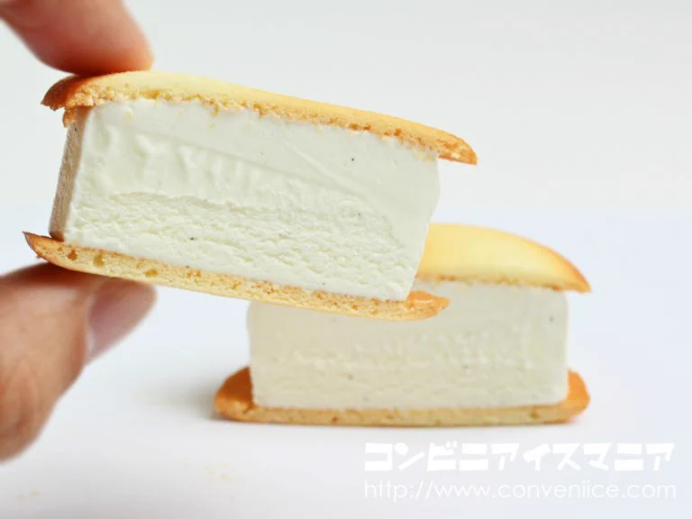 新作！セブンのアイスクリーム。ヨックモックと共同開発のしっとりラングドシャアイスがおいしそう。