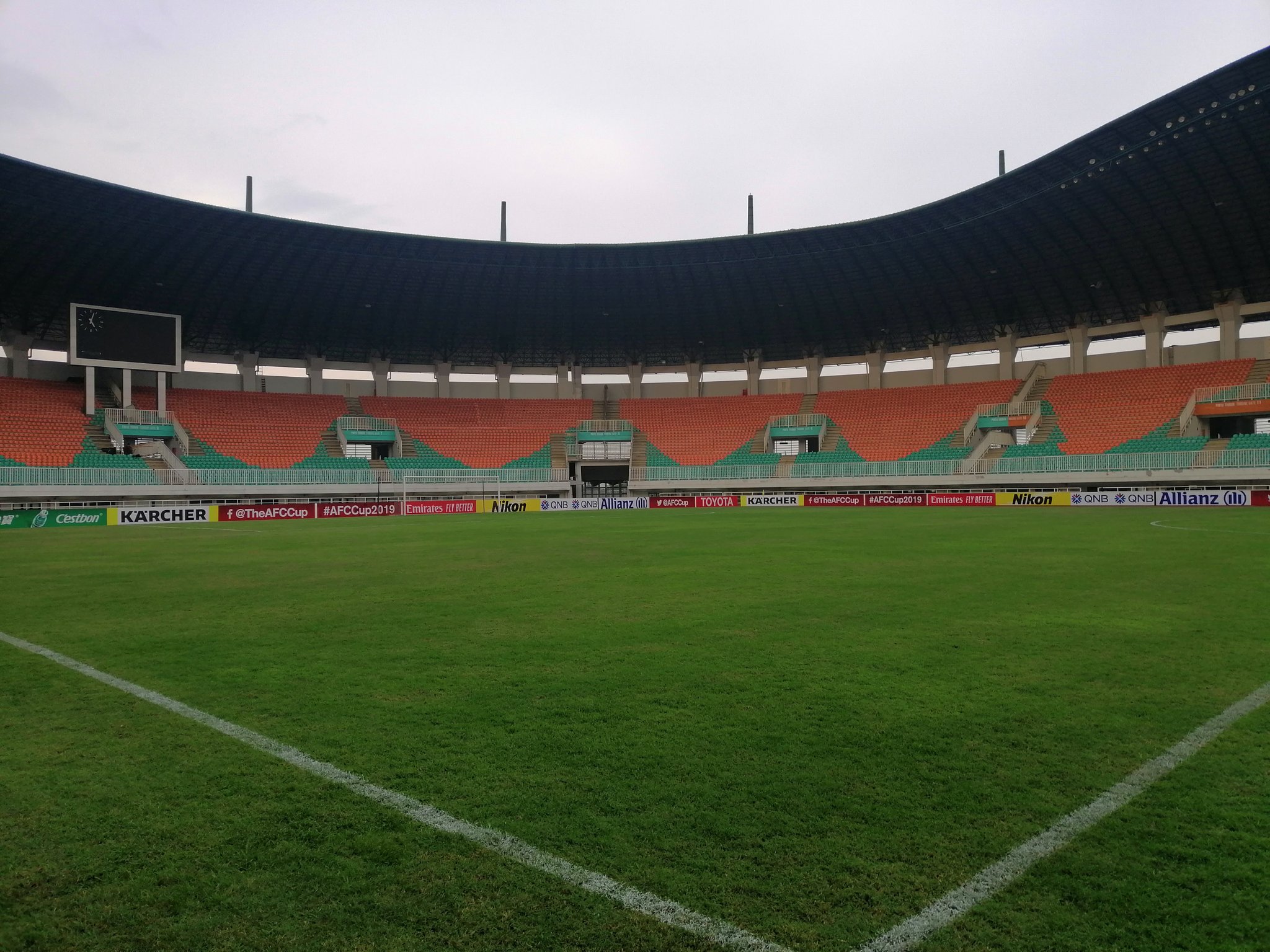 Yu Hoshide 星出悠 日本で 東南アジアのサッカー といえば タイが思い付くと思いますが マレーシアやインドネシアの盛り上がりも凄いです フィリピンは リーグの運営などがシッカリしていない為に少し下に見られがちですが 実力的にフィリピン上位は