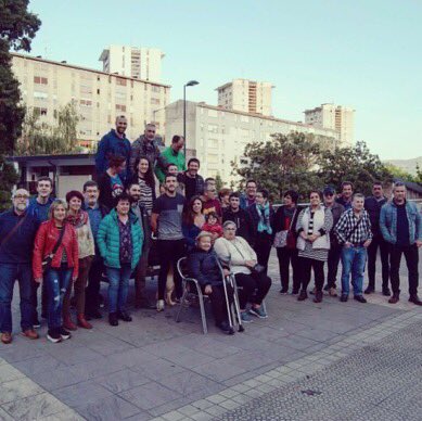 EOtxarkoaga's tweet photo. En #otxarkoaga tenemos al equipo preparado para la próxima campaña electoral. Con @jonegoirizelaia  y el vecino del barrio @renedokarlos . Con nuestros consejeros de distrito Patxi y Gorka y con la ilusión de saber que tenemos el mejor #herriprograma y la mejor candidatura. https://t.co/aVQZZ9lQRG
