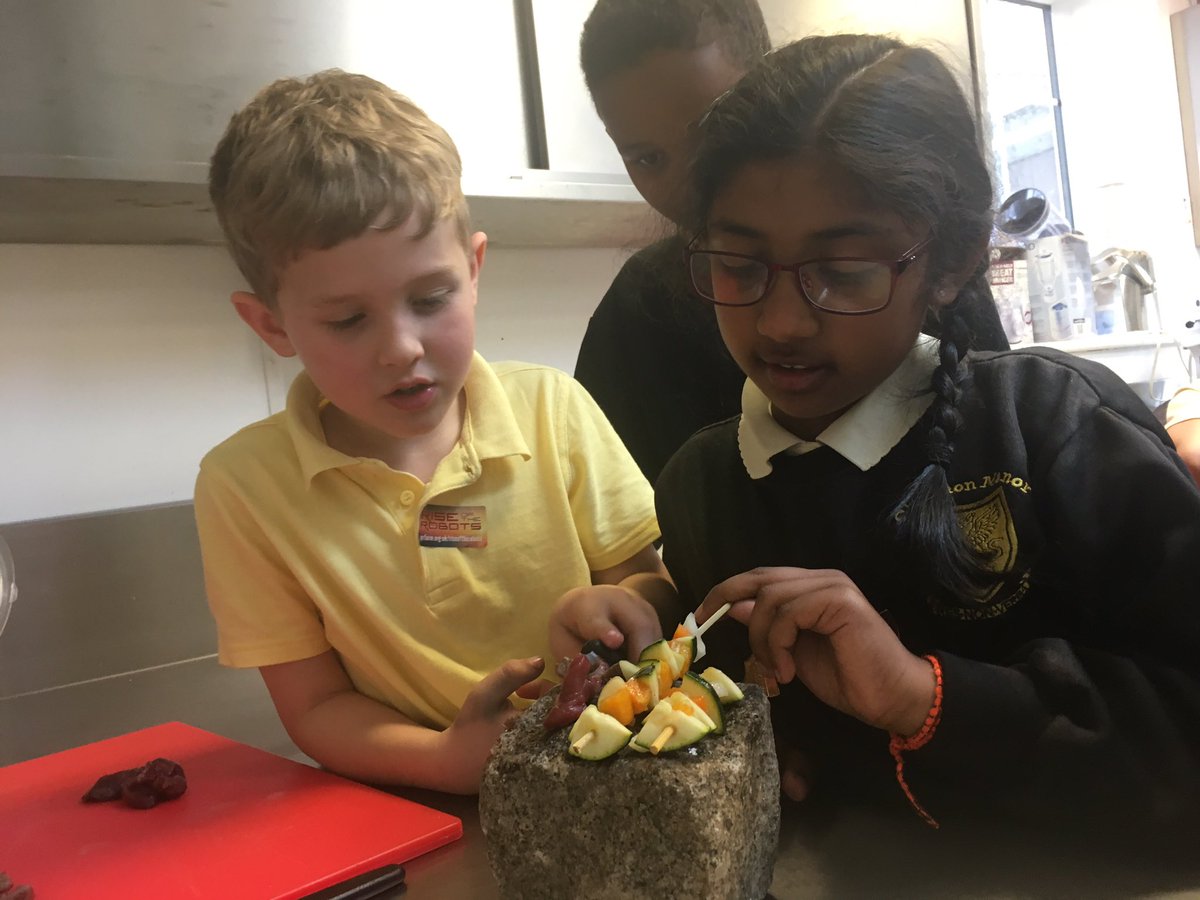 Part 2. The children then cooked the pigeon and some vegetable kebabs on a hot stone taken from the fire pit. The children can now understand how difficult it must have been for people during the Stone Age to survive and flourish, 2.5 million years ago.