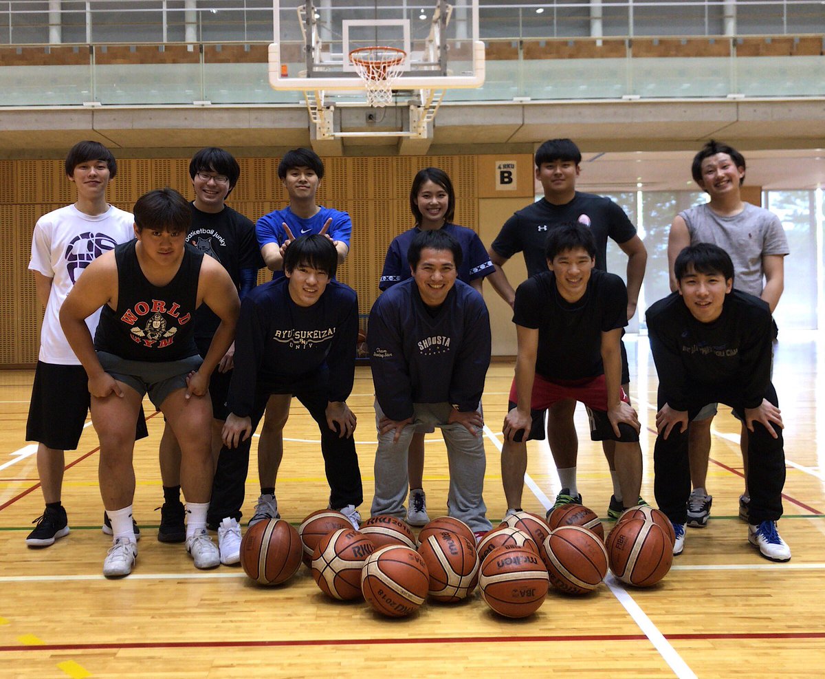 Rkuバスケットボールラボ En Twitter 本日のバスラボ3年ではバディーズジュニアバスケットボールクラブでアソシエイトコーチを務められる藤川さんにお越し頂きご講演とアカデミーで実施されている内容の体験会をして頂きました 藤川さんありがとうございました