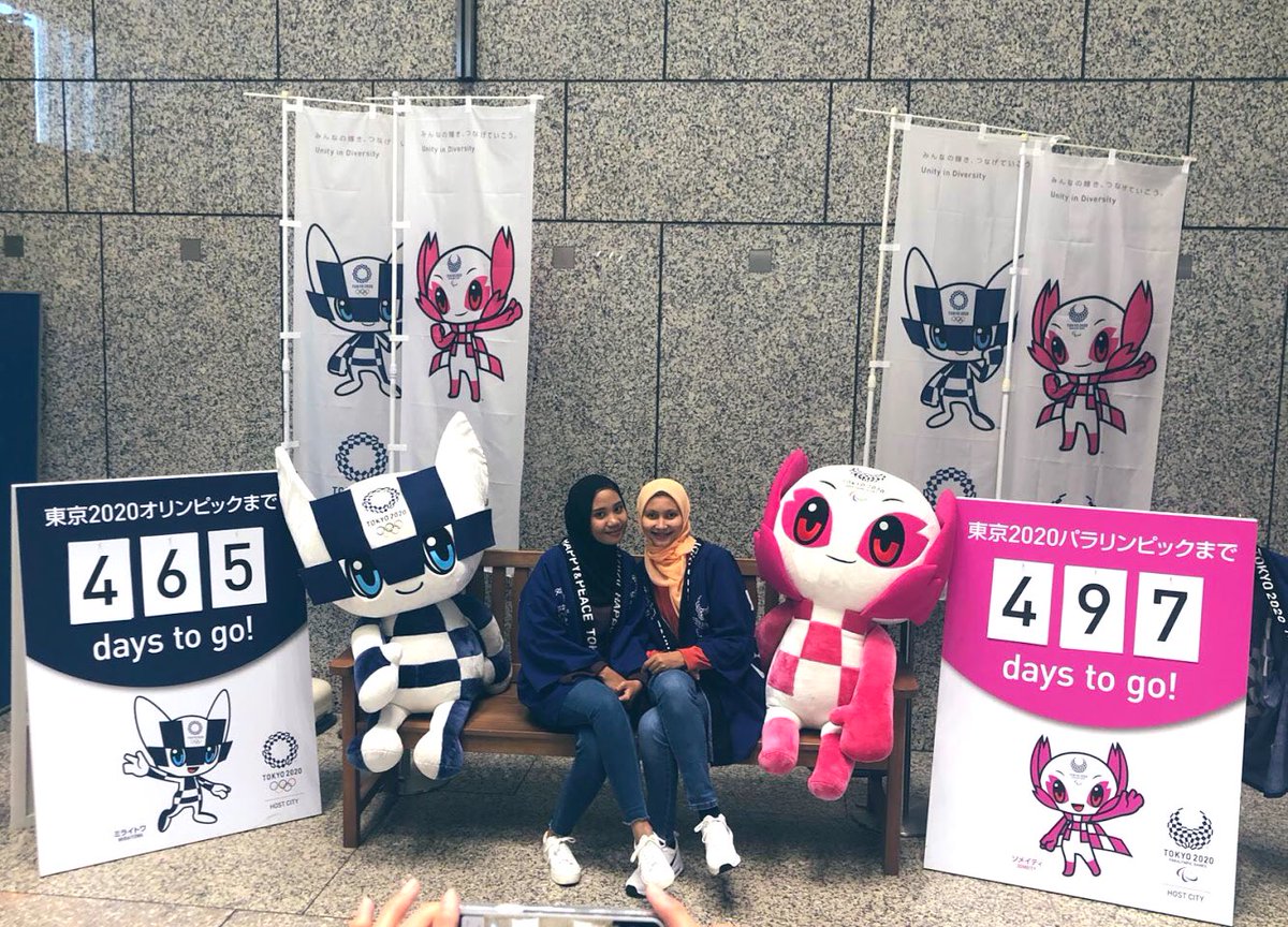 jomroundsydxtyo's tweet photo. Trip tokyo 15-19 April 2019 π―π΅
.
Thanks to @zurfarhasyiraa and friend for joining our trip β€οΈ. Tour guide layankan aje food hunting dorg tu π.
Bolehla roger2 kalau rasa mcm nak repeat time olympic nanti. Eh π
#triptokyo
#tripmurah
#tripbackpackers https://t.co/QZRKsmSRyf