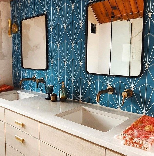 deltafaucetcan
The striking blue provides a rich classic focal point in this beautiful bathroom.
.
.
.
#tile #beautifulbathroom #bathroomdesign #tiledesign #bathroominspo #tileofinstagram #tilestyle