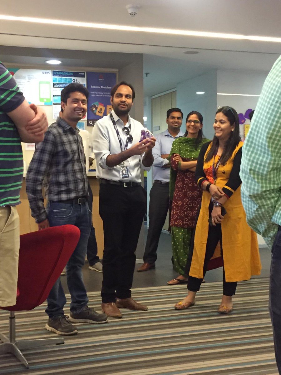 GrowthEnabler's tweet photo. @AfMalhotra our co-founder running an energy packed session on #howtopitch #digitalinnovation with the #AI #Tech team @NatWestMarkets ahead of an exciting #NWMhackfest #hackathon. https://t.co/4Wm8lqMVDx