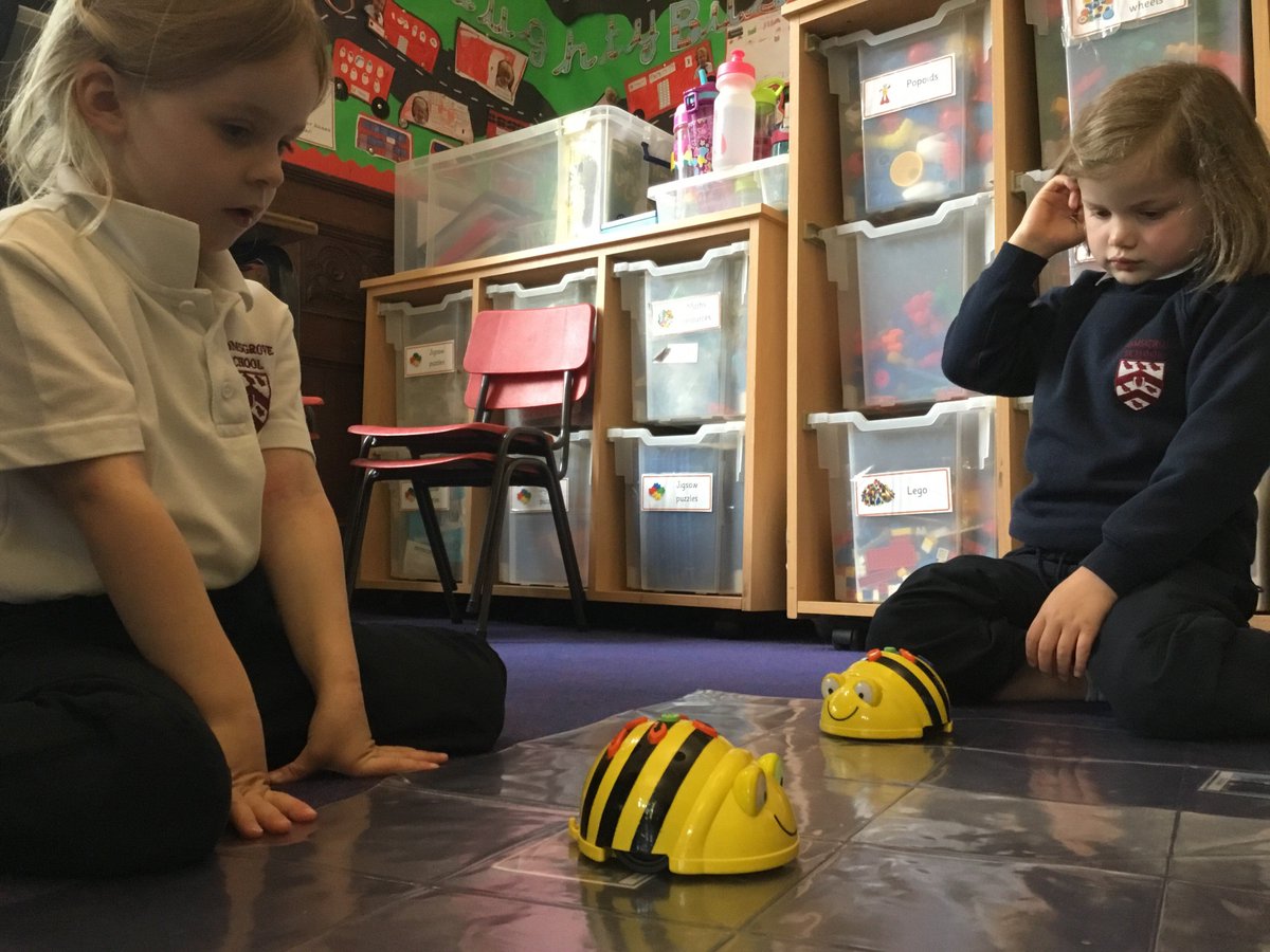 BromsPrePrep's tweet image. The children in Reception have been busy practising their coding skills on the iPads and by programming the Bee-bot floor robot to reach different London landmarks.
#BromsReception #EarlyYears #SchoolCoding #SchoolICT