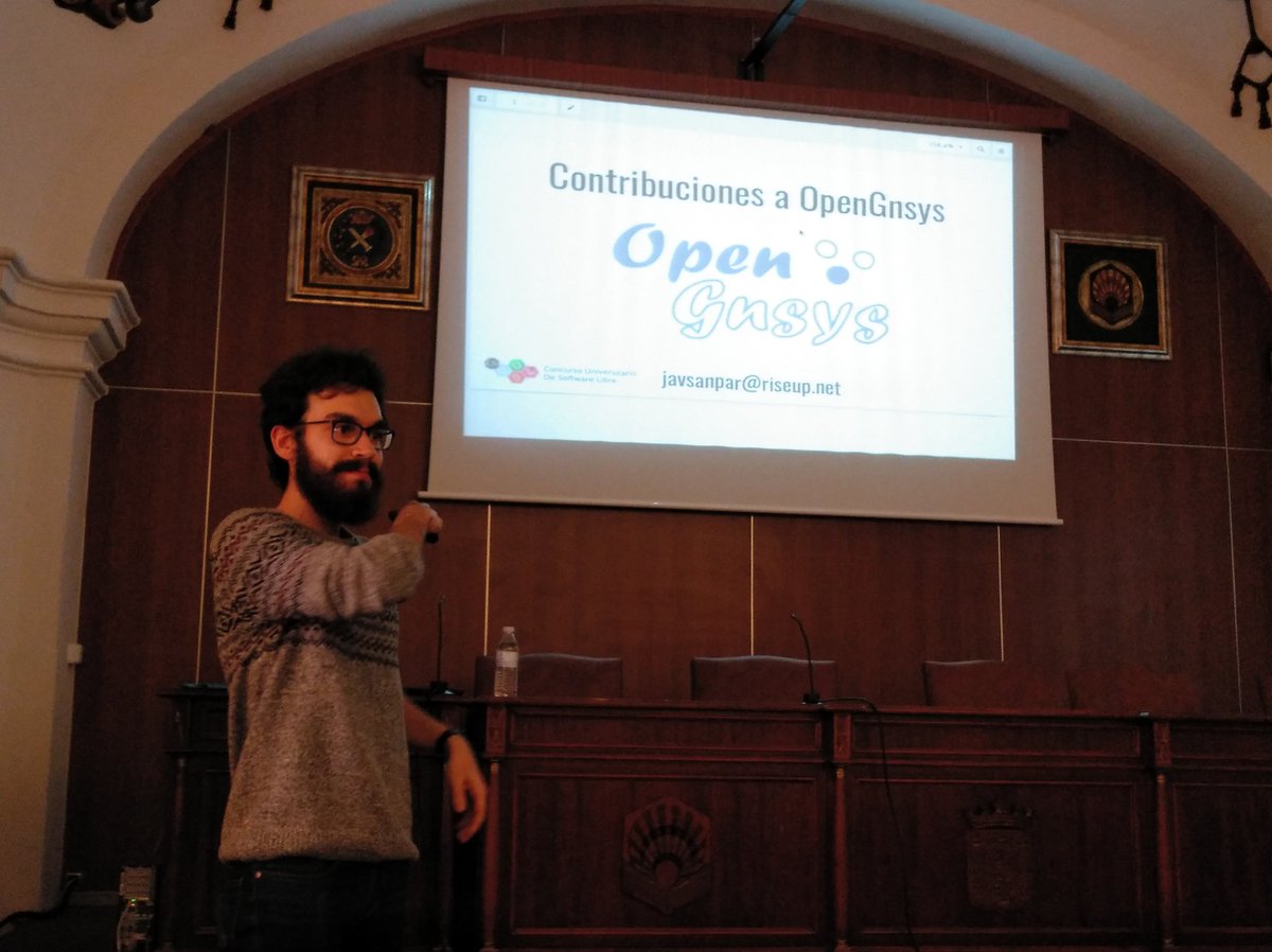 ANacimiento's tweet photo. En la final nacional del @concursousl con Javier Sánchez presentando mejoras al proyecto @OpenGnsys #SoftwareLibre https://t.co/ZqUlyiRFNH