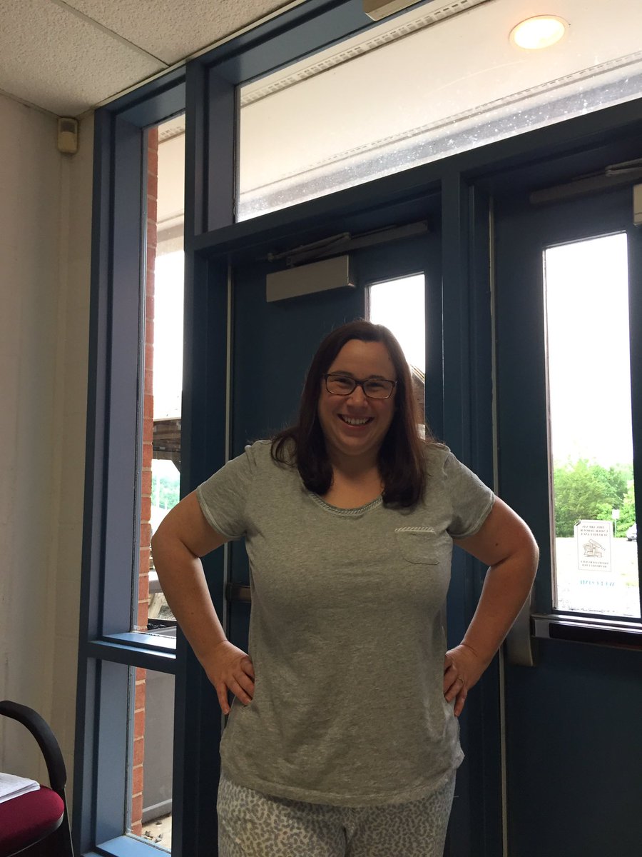 mrsslivka's tweet photo. Pajama day is always my favorite spirit day! #SMSTAW https://t.co/jcXFhNjvPh