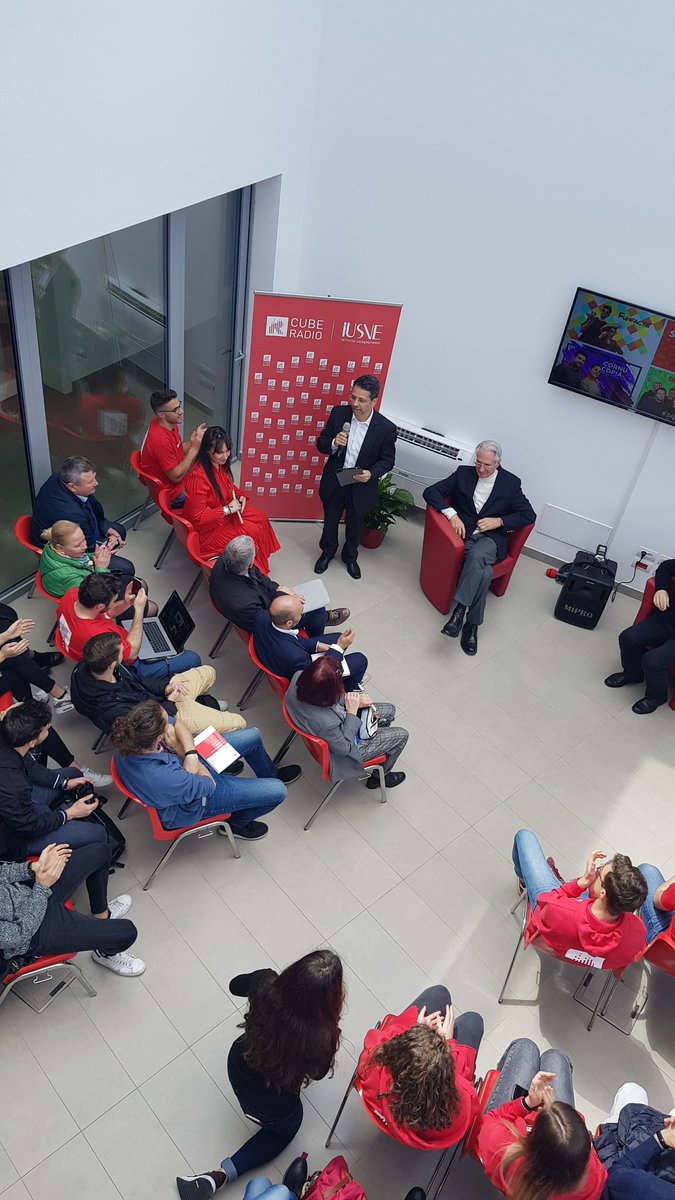 Inaugurazione <a href="/IUSVEcuberadio/">Cube Radio</a> <a href="/IUS_VE/">IUSVE - Istituto Universitario Salesiano Venezia</a> <a href="/marianodiotto/">Mariano Diotto</a> #IUSVE #iusvecuberadio #iusvesocialteam