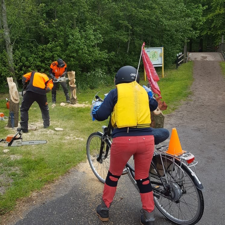 GWTocht's tweet photo. Ook voor vermaak tijdens de route was gezorgd door de organisatie. https://t.co/XL2qDcGGKB