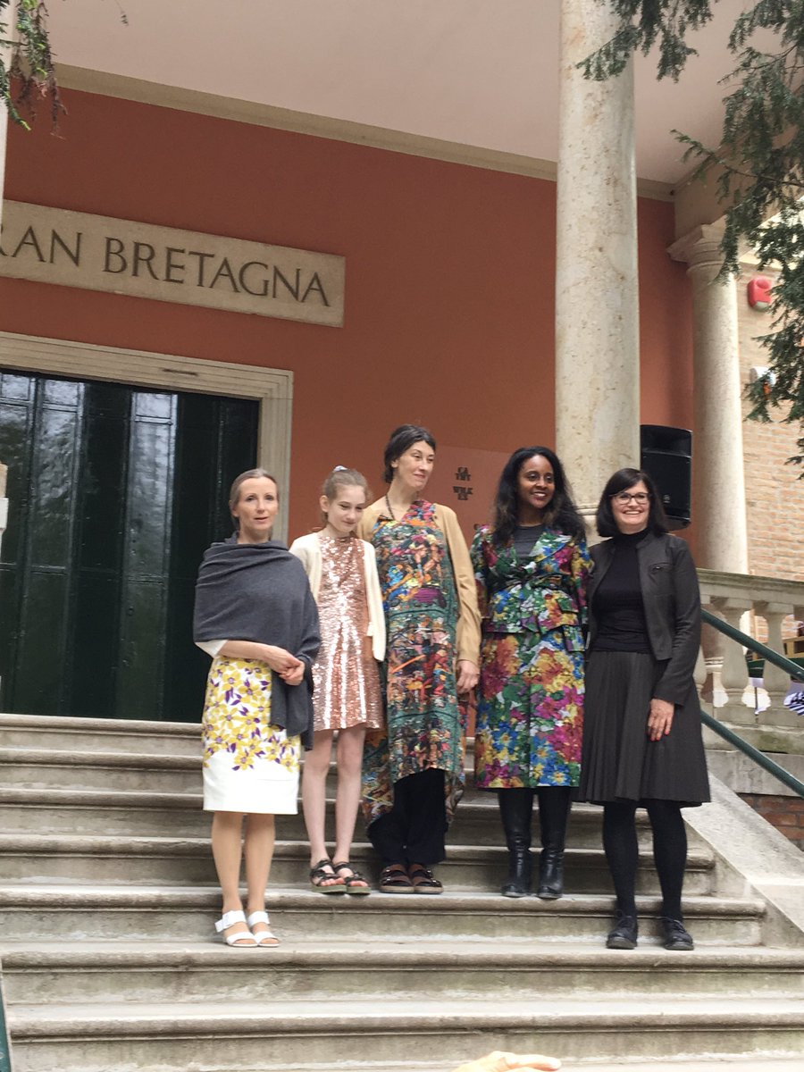 Lovely responses to my tweet from the ribbon cutting moment at #BritishPavilion @la_Biennale. It really was a beautiful ceremony, as these smiling faces testify: Man Booker Prize winner Anna Burns, Cathy Wilkes and her daughter, curator Dr Zoe Whitley and @BritishArts Emma Dexter