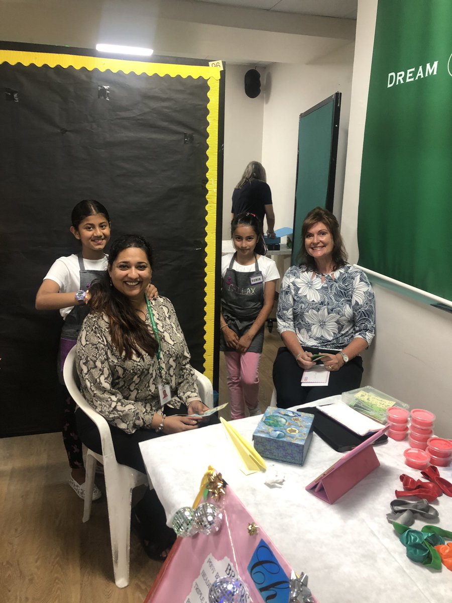 DIA_Year4's tweet photo. Year4 Market Day fun. Students worked hard to write business plans and set up their good and services stalls. A great success and plenty of money made! #dia_pyp #dia_primary #moneymaking #goodsandservices #money https://t.co/LnU5unudS2